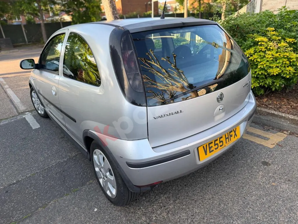 2006 Model Gümüş Renk Temiz Bakılmış Vauxhall Corsa Hatchback — küçük resim 6
