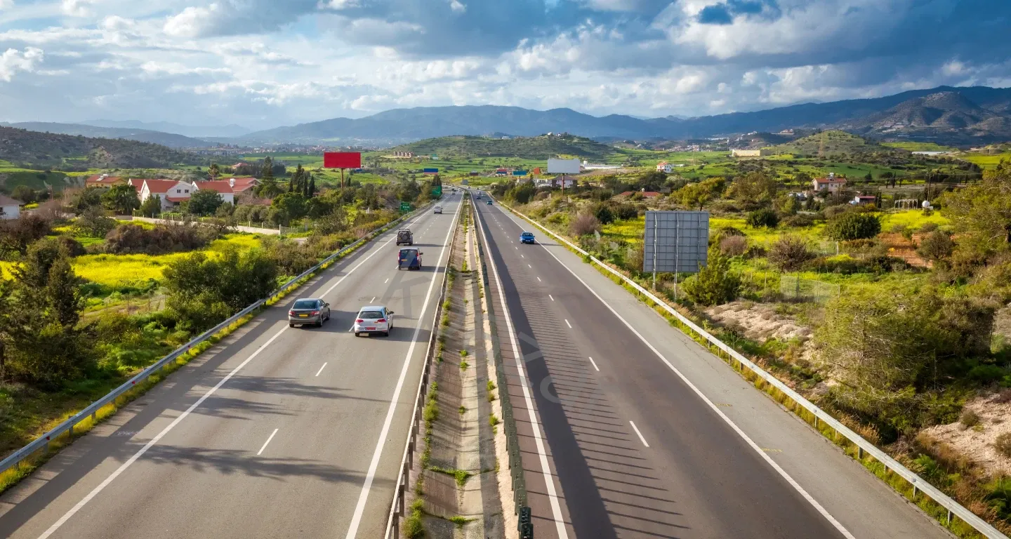 KKTC Araba Almak İsteyenler İçin 2026 Rehberi: Fiyatlar, Modeller ve Dikkat Edilmesi Gerekenler